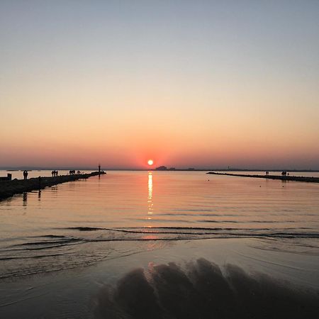 Roses Confort Beach Ev Milleni Екстер'єр фото
