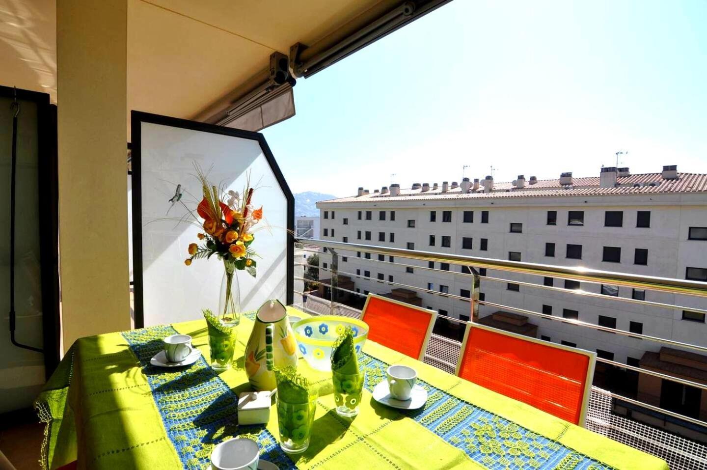 Roses Confort Beach Ev Milleni Екстер'єр фото