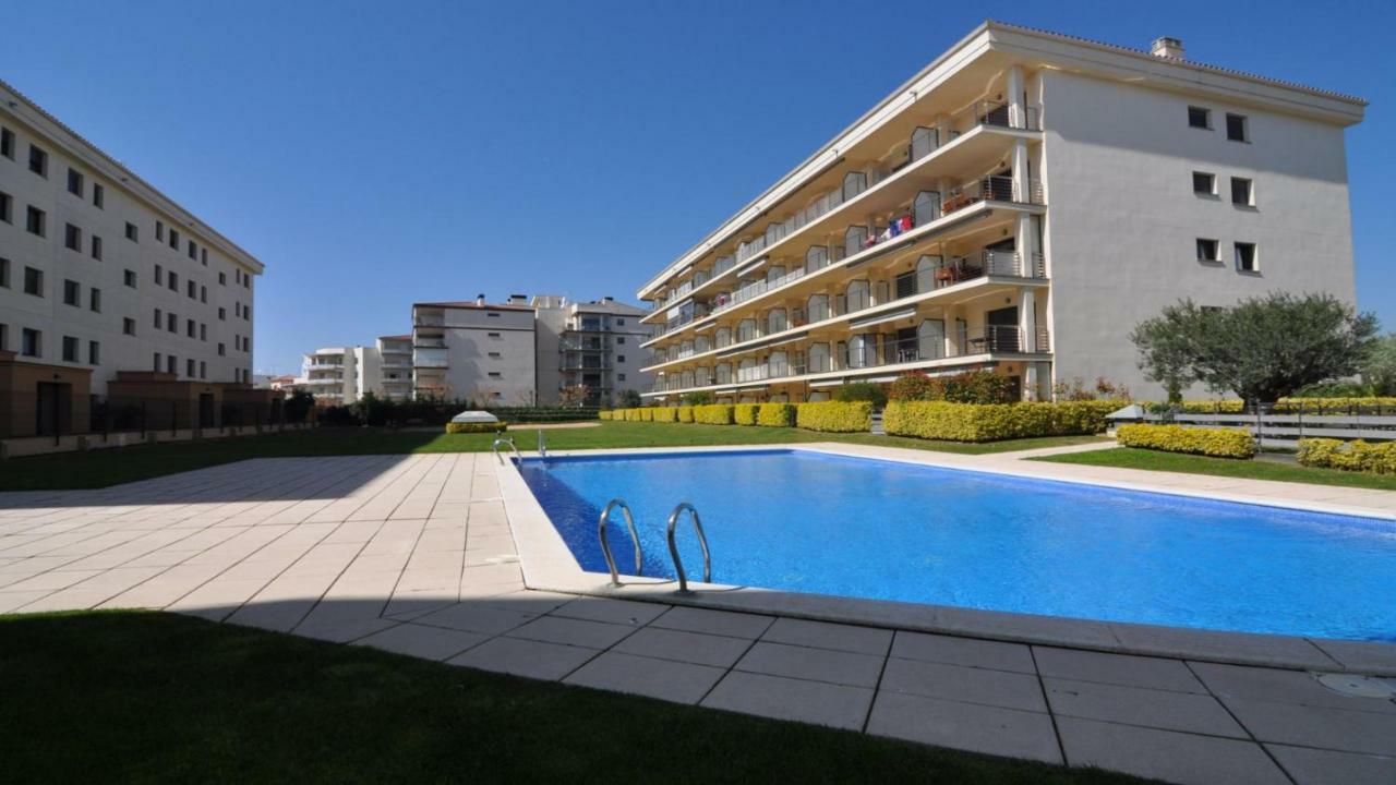 Roses Confort Beach Ev Milleni Екстер'єр фото